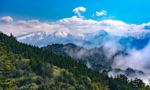 岐阜県飛騨市古川町上気多の安峰山